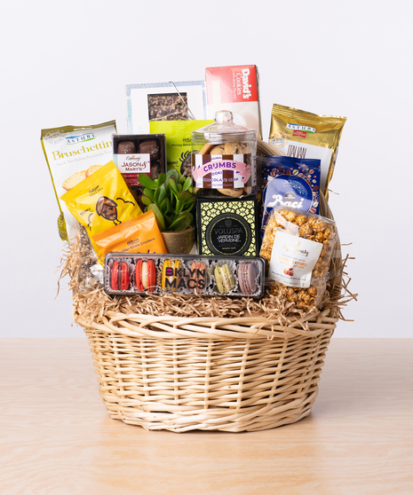 Kosher Gourmet Basket - Medium